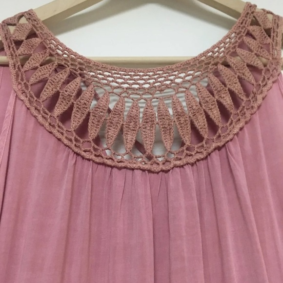 Easel Dress - Picture 1 of 8